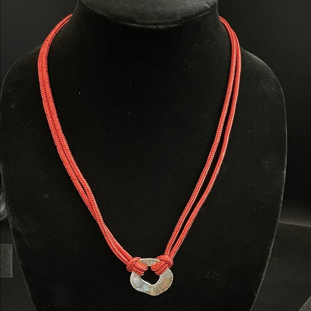 Plunder Design Jewelry Elegant Red Cord Necklace with Silver Pendant